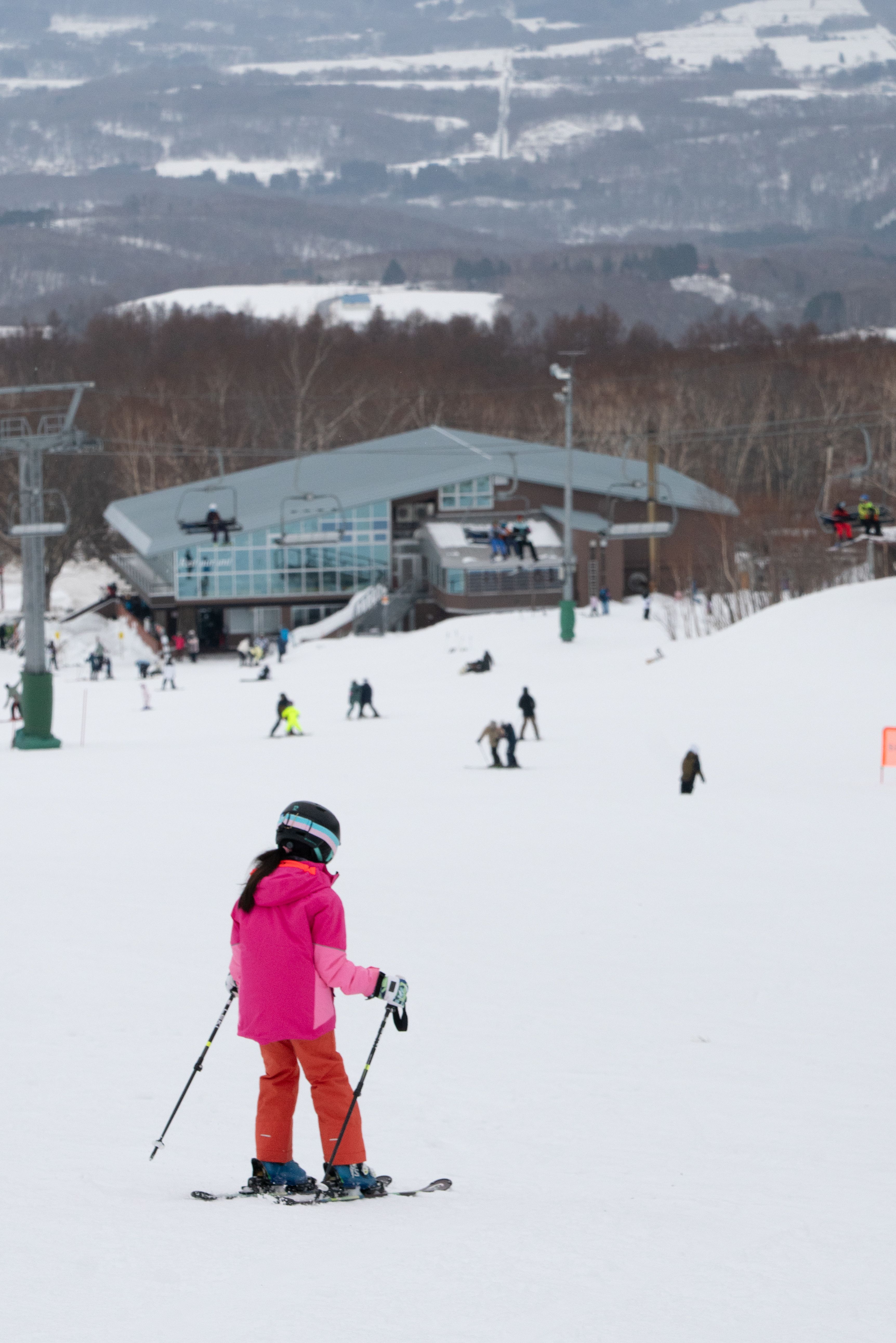 Should I Ski With My Child During Their Lesson?