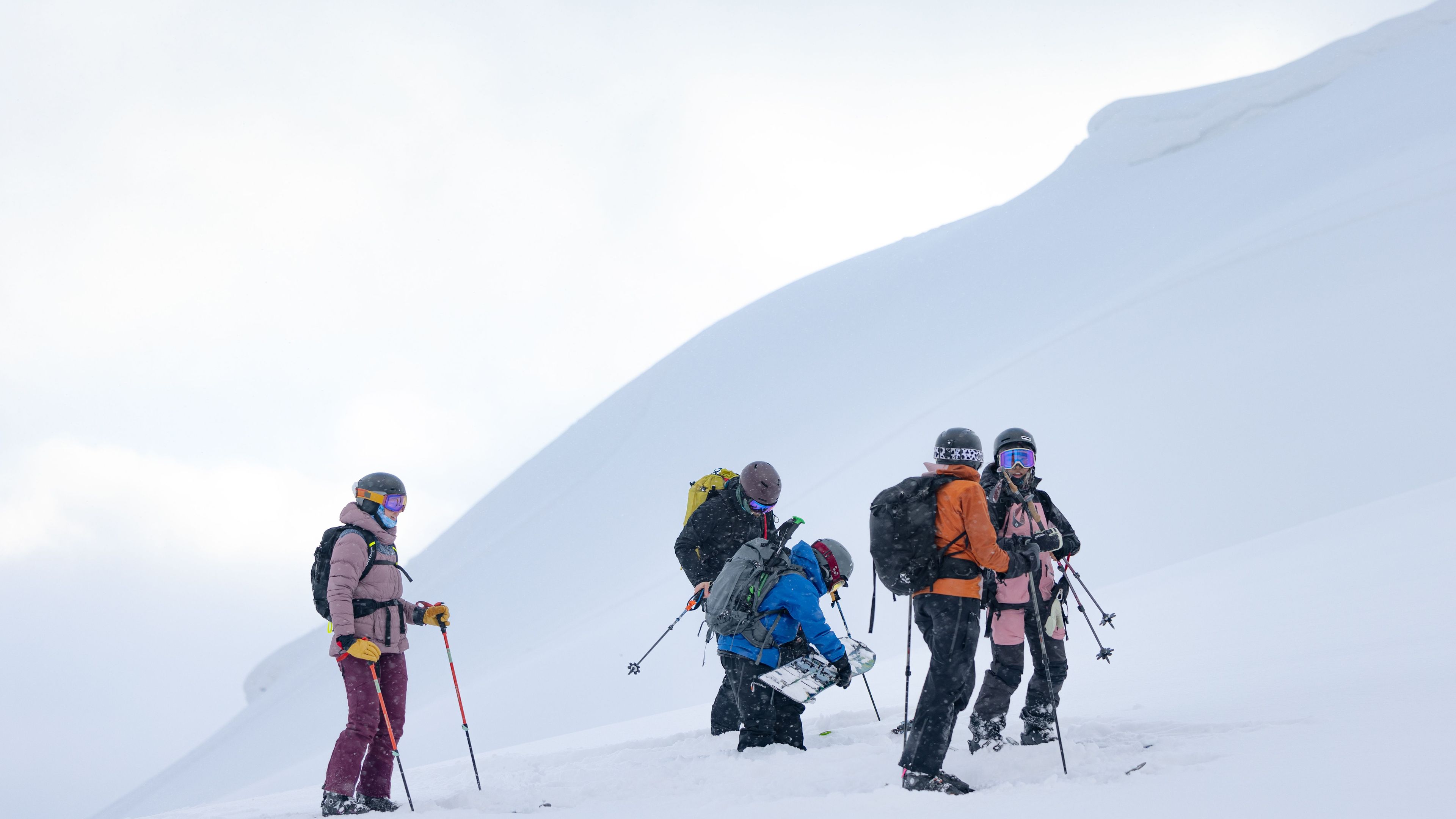 Backcountry Guiding Standards: Ski & Snowboard Guides
